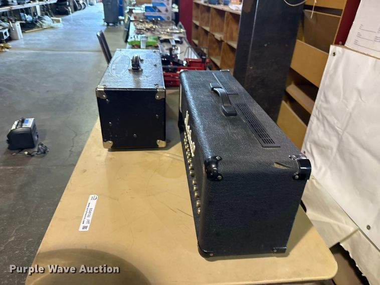 image for item EG8722 (2) amplifiers