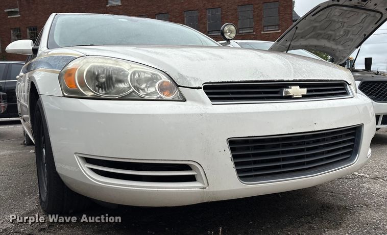 image for item EG8727 2006 Chevy Impala Police 