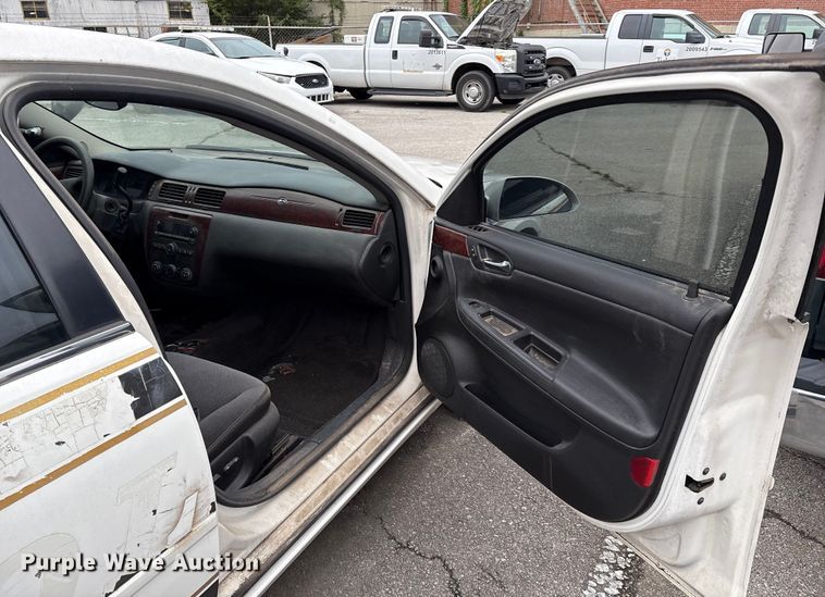 image for item EG8727 2006 Chevy Impala Police 