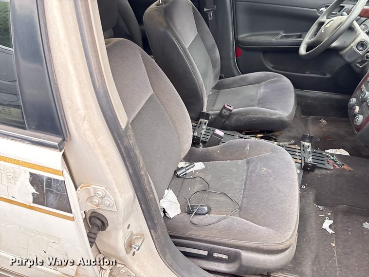 image for item EG8727 2006 Chevy Impala Police 