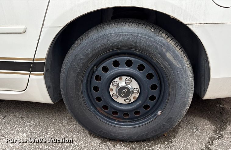 image for item EG8727 2006 Chevy Impala Police 