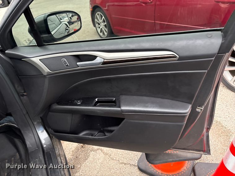 image for item EG8729 2016 Ford Fusion 