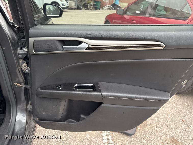 image for item EG8729 2016 Ford Fusion 