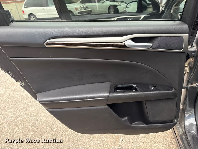 image for item EG8729 2016 Ford Fusion 