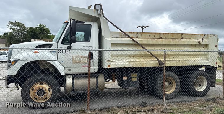 image for item EG8731 2011 International 7400  dump truck