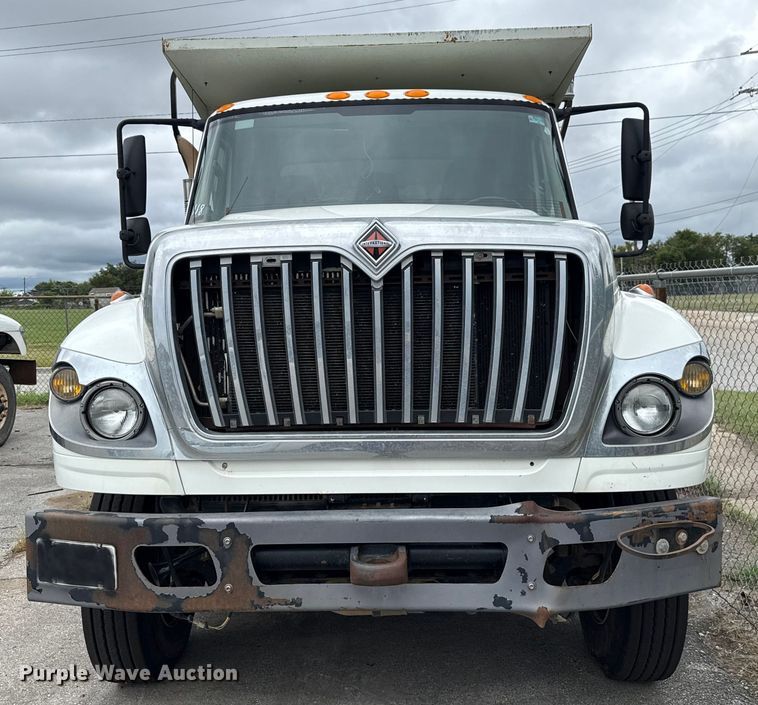 image for item EG8731 2011 International 7400  dump truck