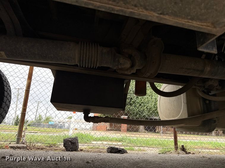 image for item EG8731 2011 International 7400  dump truck