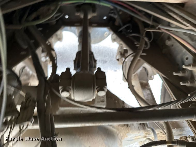 image for item EG8731 2011 International 7400  dump truck