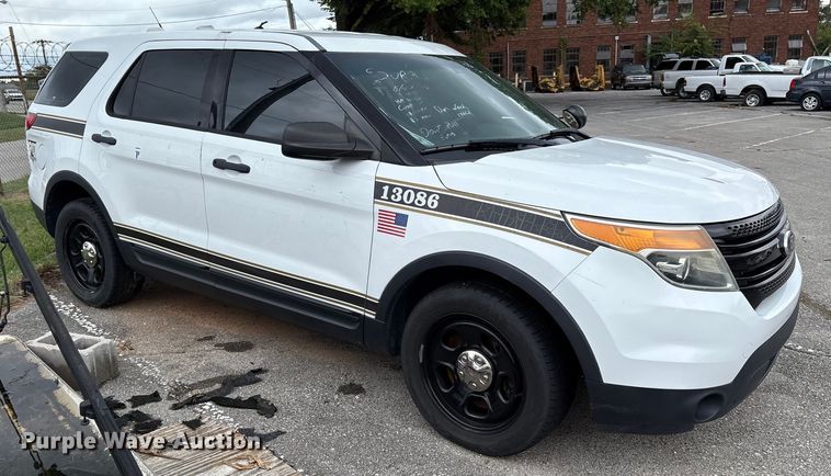 image for item EG8732 2013 Ford Explorer Police SUV