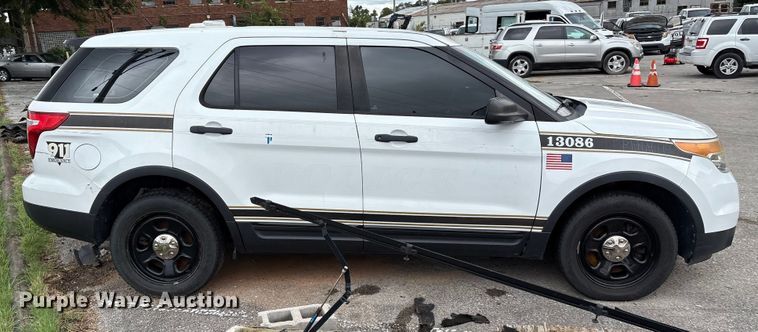 image for item EG8732 2013 Ford Explorer Police SUV