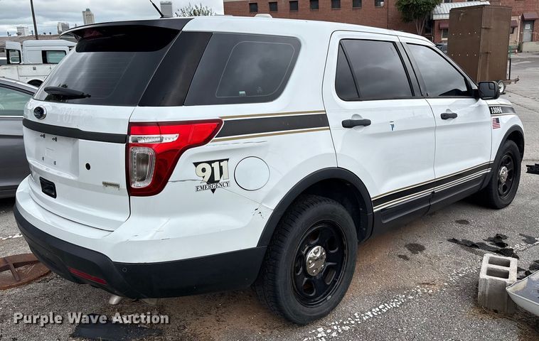 image for item EG8732 2013 Ford Explorer Police SUV