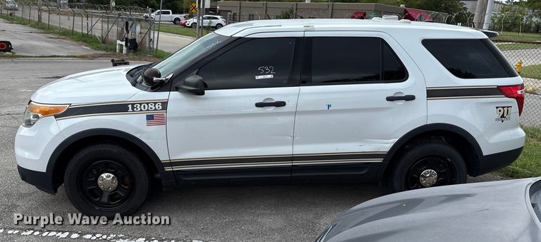 image for item EG8732 2013 Ford Explorer Police SUV