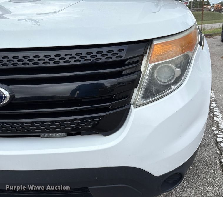image for item EG8732 2013 Ford Explorer Police SUV