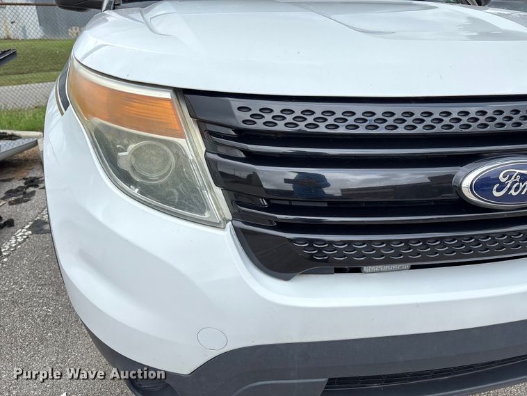 image for item EG8732 2013 Ford Explorer Police SUV