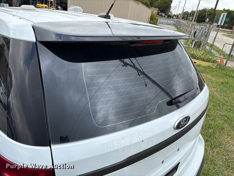 image for item EG8732 2013 Ford Explorer Police SUV