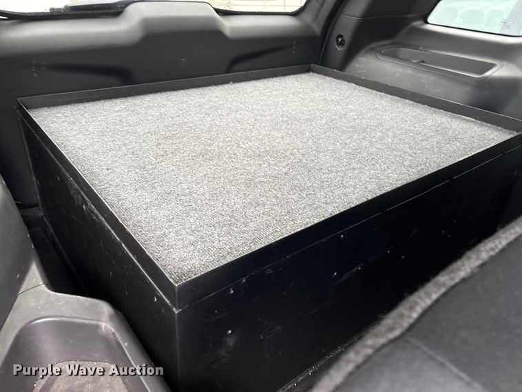 image for item EG8732 2013 Ford Explorer Police SUV