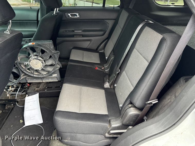 image for item EG8732 2013 Ford Explorer Police SUV