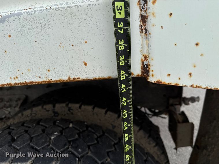 image for item EG8736 2012 International 7400 dump truck