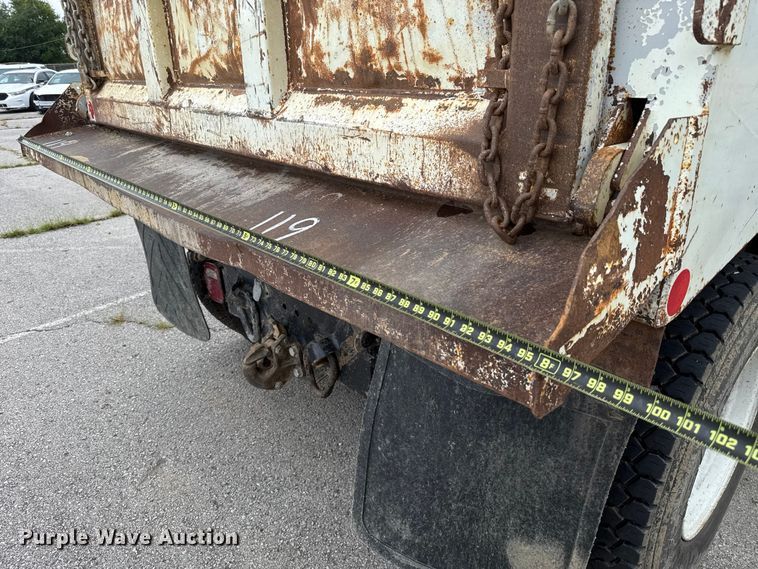 image for item EG8736 2012 International 7400 dump truck