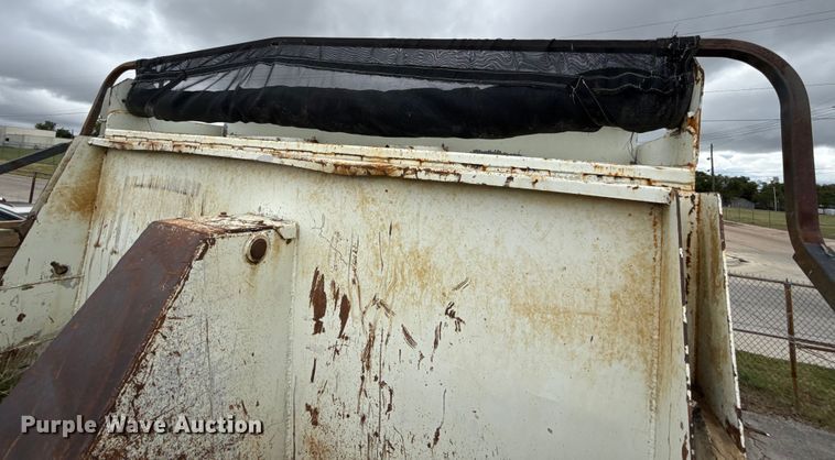 image for item EG8736 2012 International 7400 dump truck