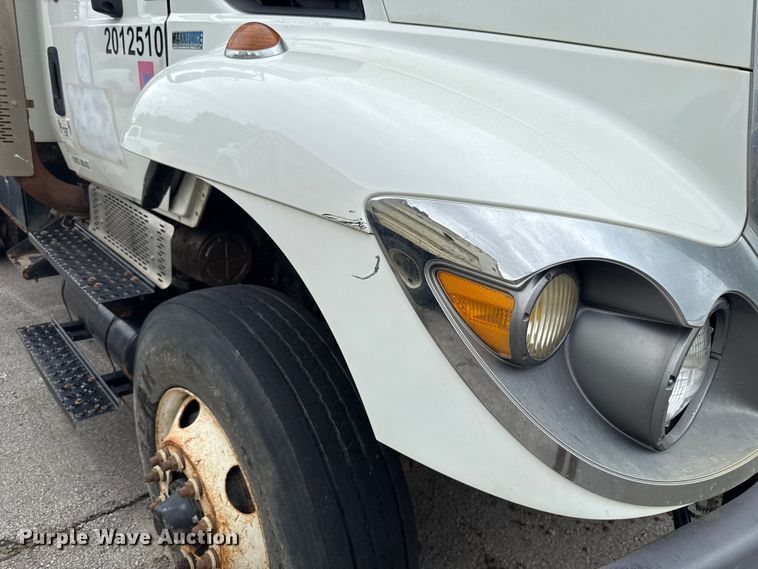 image for item EG8736 2012 International 7400 dump truck