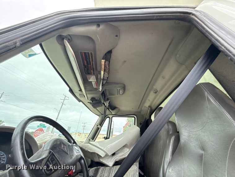 image for item EG8736 2012 International 7400 dump truck