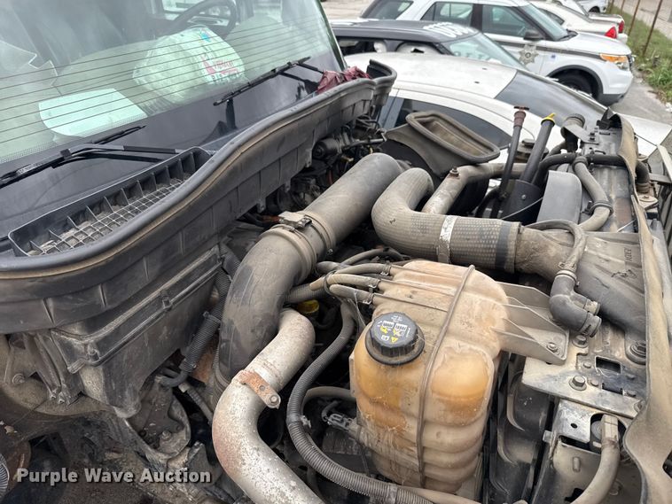 image for item EG8736 2012 International 7400 dump truck