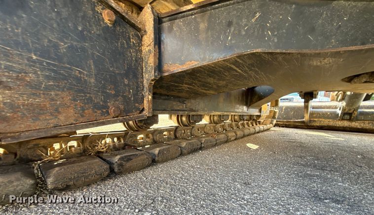 image for item EG8737 2013 John Deere 85D excavator