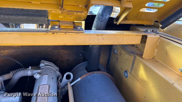 image for item EG8737 2013 John Deere 85D excavator