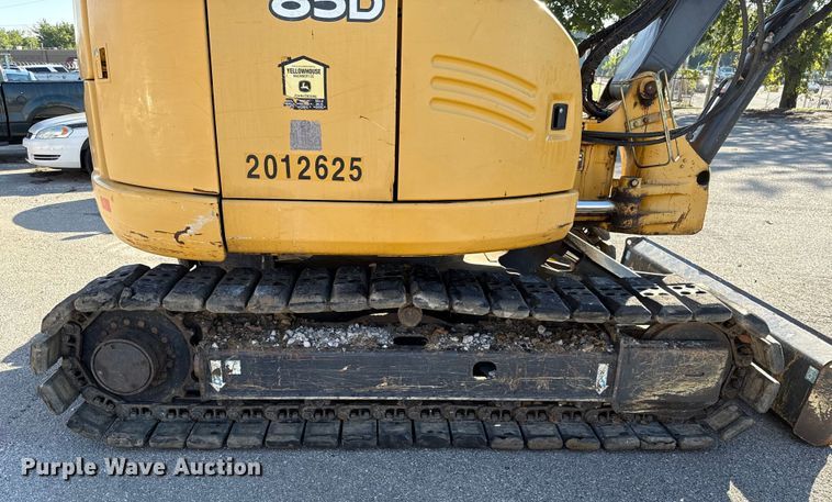 image for item EG8737 2013 John Deere 85D excavator
