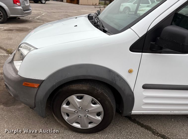 image for item EG8741 2010 Ford Transit Connect van