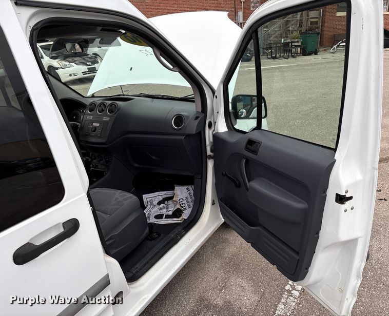 image for item EG8741 2010 Ford Transit Connect van