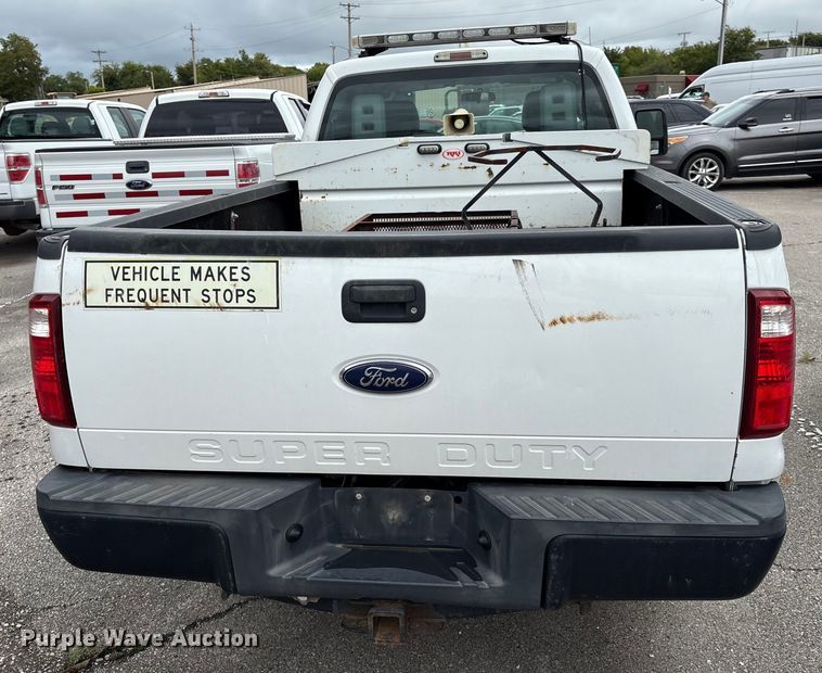 image for item EG8748 2013 Ford F250 Super Duty SuperCab pickup truck