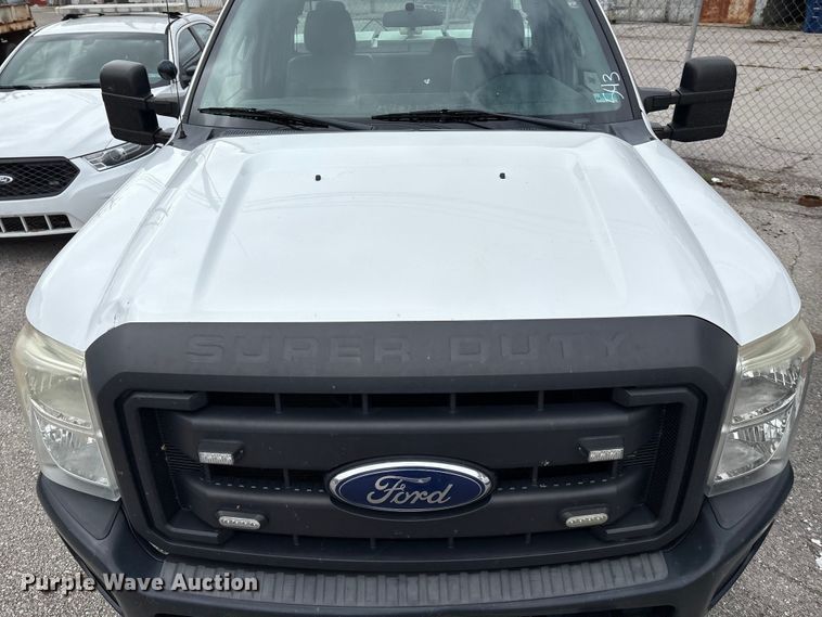 image for item EG8748 2013 Ford F250 Super Duty SuperCab pickup truck