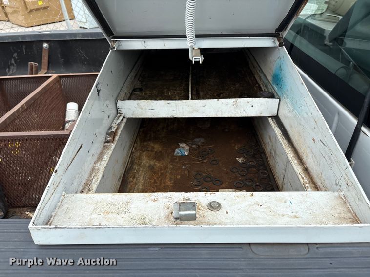 image for item EG8748 2013 Ford F250 Super Duty SuperCab pickup truck