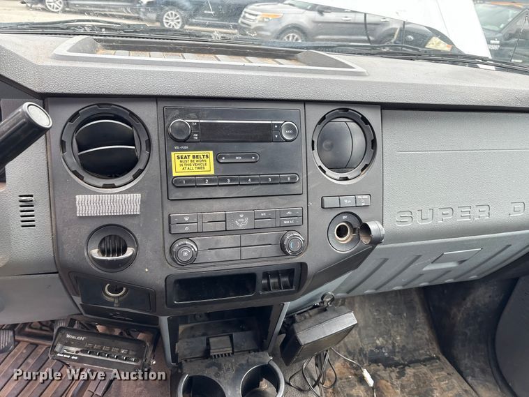 image for item EG8748 2013 Ford F250 Super Duty SuperCab pickup truck