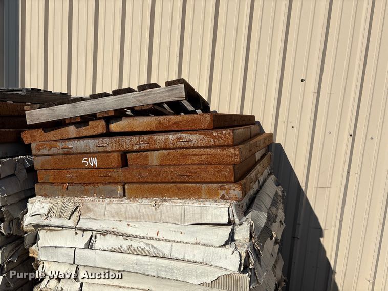 image for item EG8751 (155) metal trays