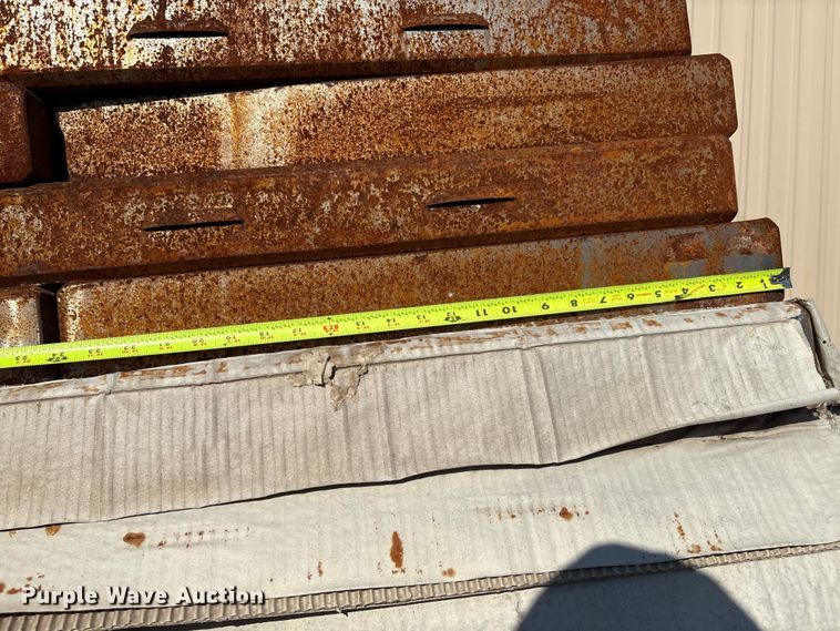 image for item EG8751 (155) metal trays