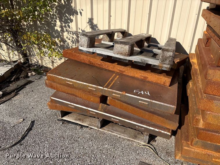 image for item EG8751 (155) metal trays