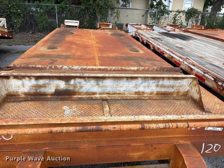 image for item EG8754 2013 Overbuilt equipment trailer