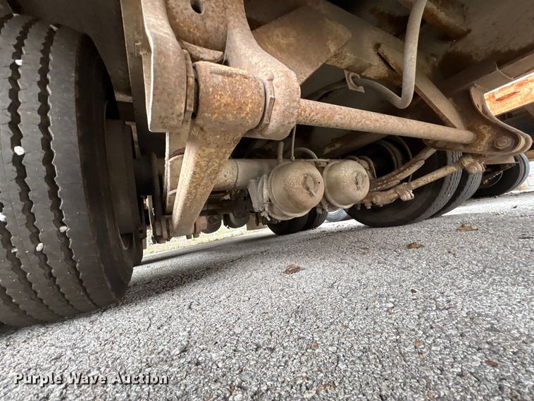 image for item EG8754 2013 Overbuilt equipment trailer