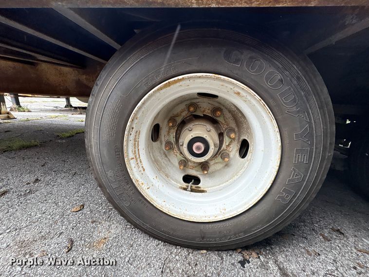 image for item EG8754 2013 Overbuilt equipment trailer