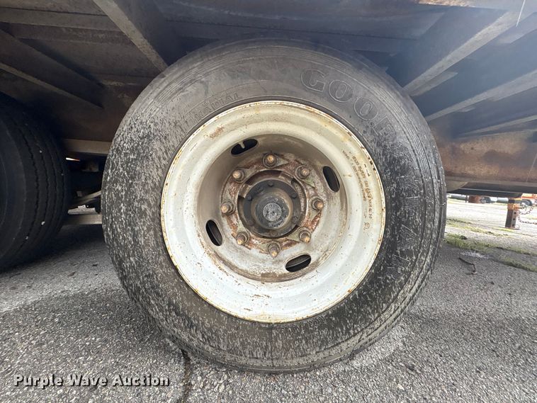 image for item EG8754 2013 Overbuilt equipment trailer