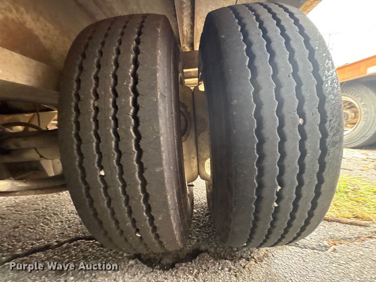 image for item EG8754 2013 Overbuilt equipment trailer