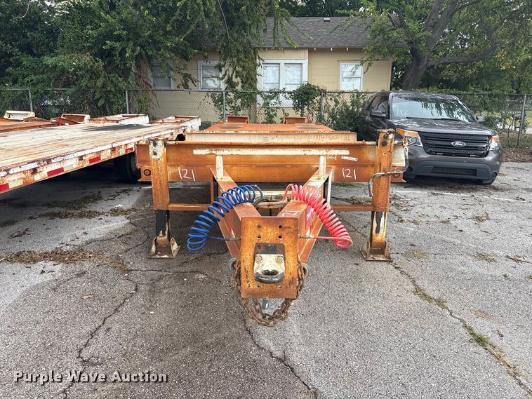 image for item EG8755 2013 Overbuilt equipment trailer