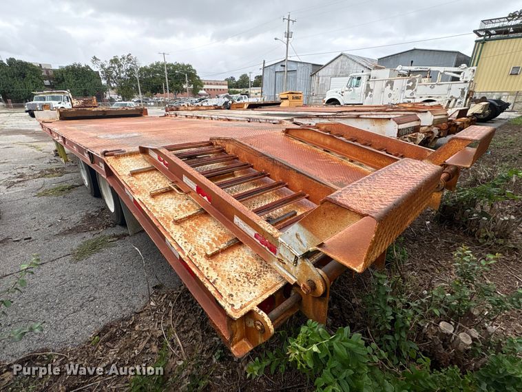 image for item EG8755 2013 Overbuilt equipment trailer