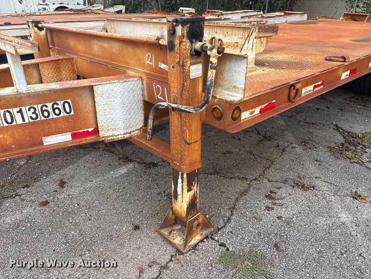 image for item EG8755 2013 Overbuilt equipment trailer