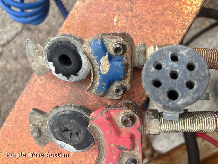 image for item EG8755 2013 Overbuilt equipment trailer