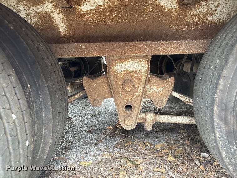 image for item EG8755 2013 Overbuilt equipment trailer