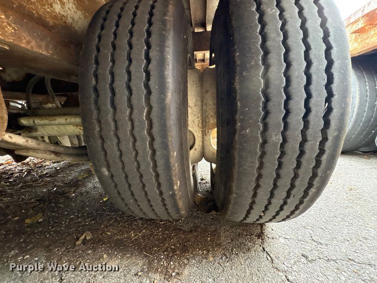 image for item EG8755 2013 Overbuilt equipment trailer